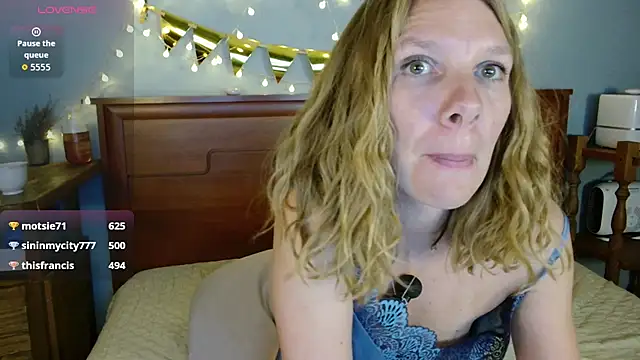 Daisy_Lovely live cam preview