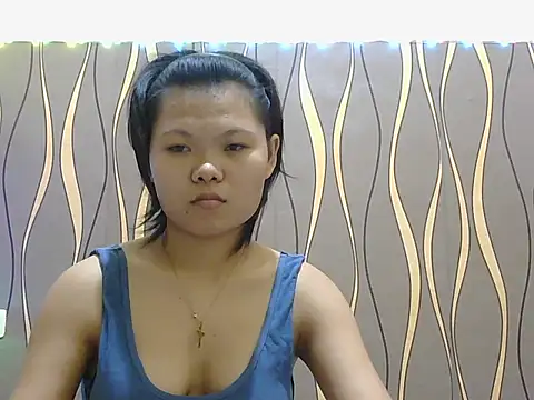YoungLovers4u live cam preview