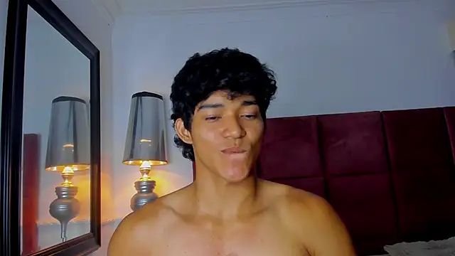 Luca_mashle live cam preview