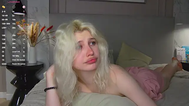 AshlyCross