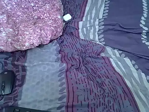 brie_tee