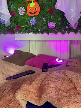 Saddiecollins03 live cam preview