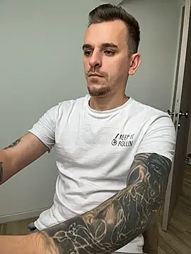 Huge_cock22cm
