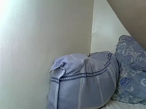 Queen_goddess8 live cam preview