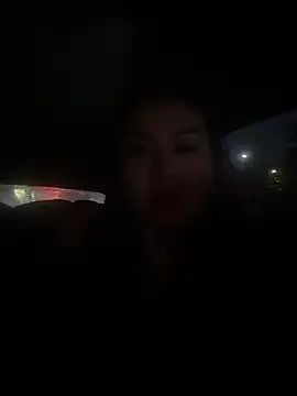 Yioyio-666 live sex cam