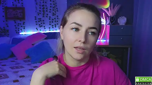 Mira_Mermayd live cam preview