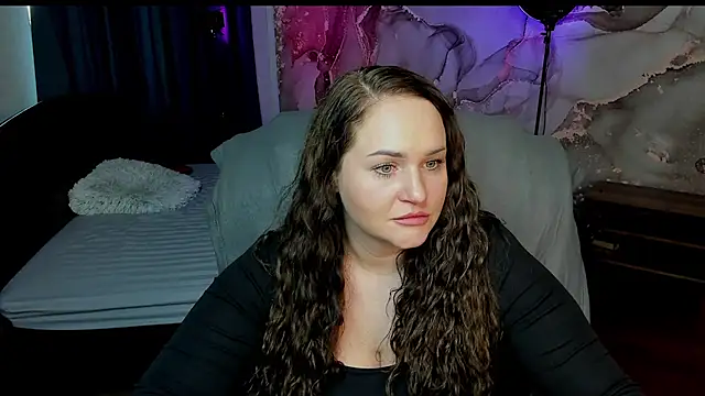 Chorna_Rouse live cam preview