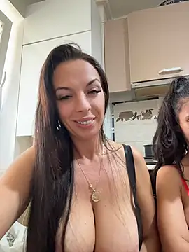 Almmaxxxx webcam