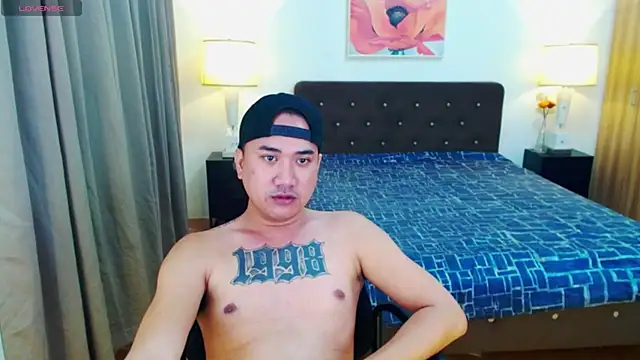 ExtraLarge_Ron
