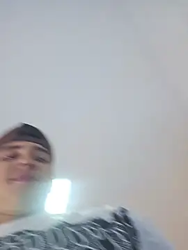 sam_vitali Momentaufnahme des Live-Raums auf Stripchat