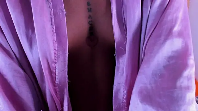 Nicky_Nicoole