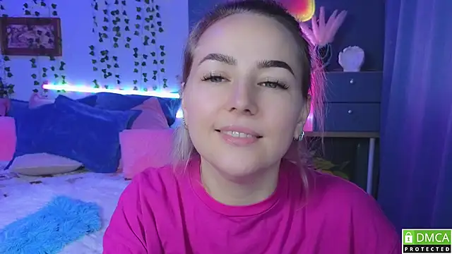 Mira_Mermayd live cam on StripChat