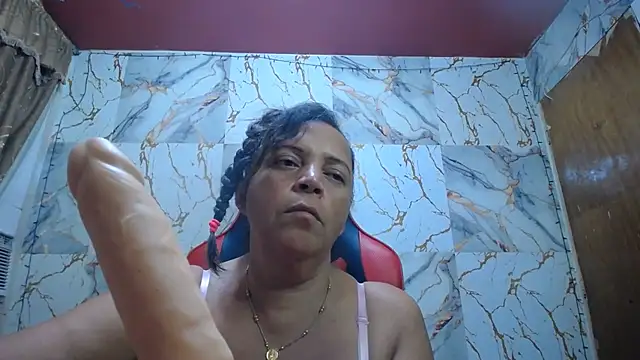 alina_maturehot