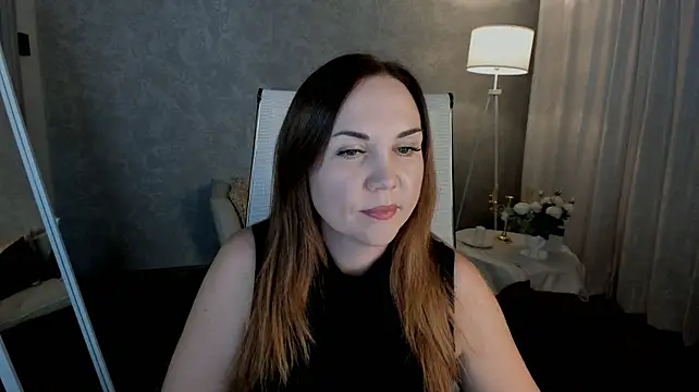 AylaTallow live cam on StripChat