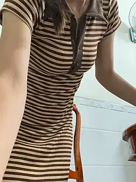 NINA2102