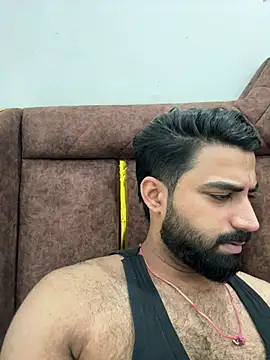 Royalboy_03 live cam on StripChat