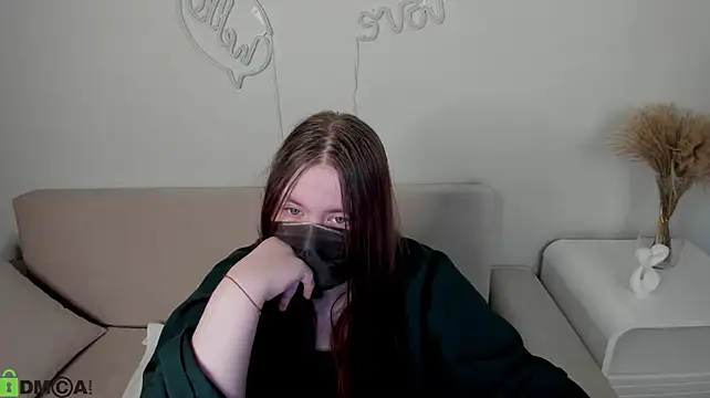 Alice_Steellee