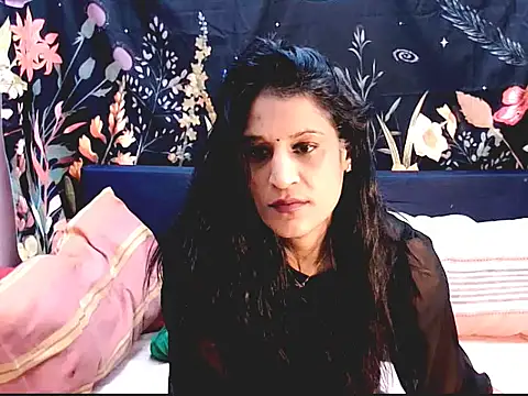 indiansexcsmile4u live cam preview