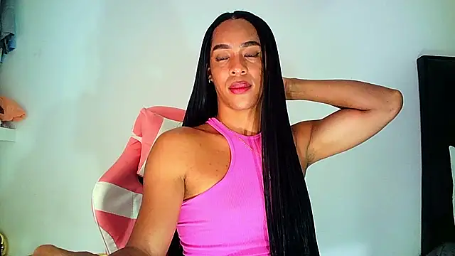 carmen14 live cam on StripChat