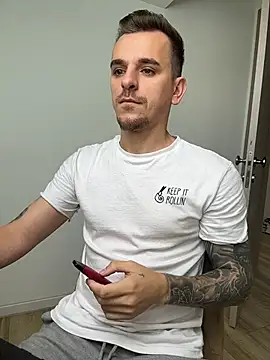 huge_cock22cm (Ask my age) - Let