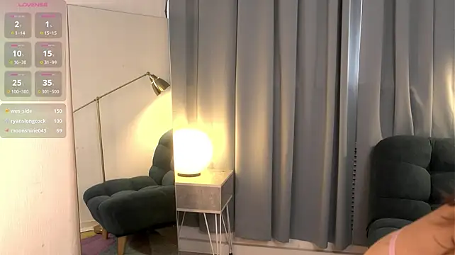 Naomi_Vibe_ webcam