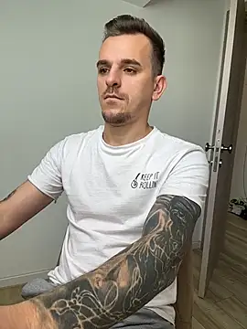 Huge_cock22cm