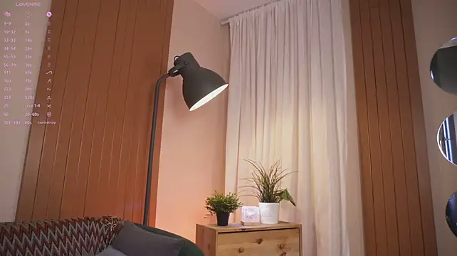 _Katie_Dierse live cam preview