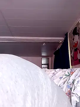 irinamaux live cam on StripChat