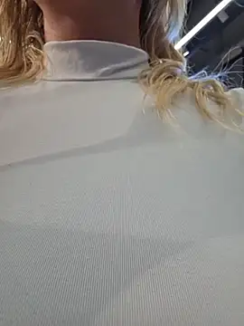KaylinJan live cam on StripChat