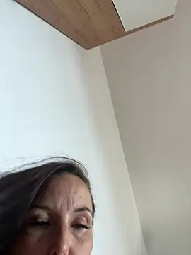 Playful_Amanda