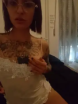 Gemmaviola's room