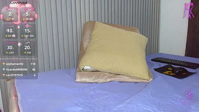 Julian_Smith21 webcam