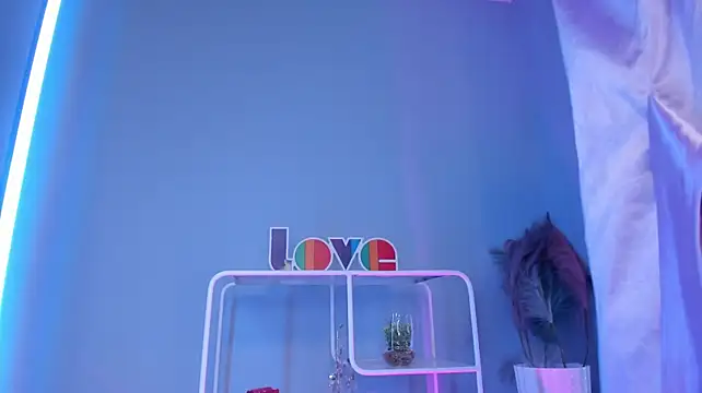 TokyoHaskel live cam on StripChat