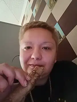 Tina_Mirabella live cam preview