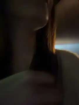 zhenzhu443 live cam preview