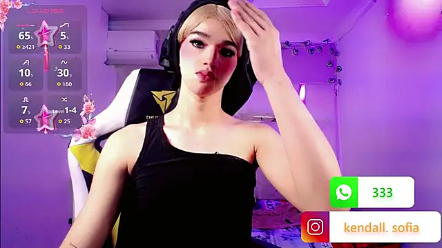 Sophiaa_doll_