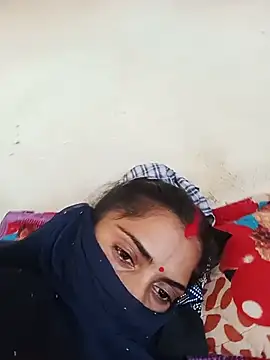 Poojaxx56 webcam