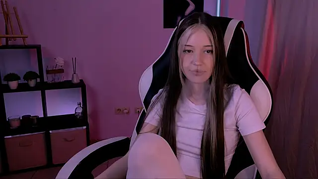 KiraKittyy_ live cam preview
