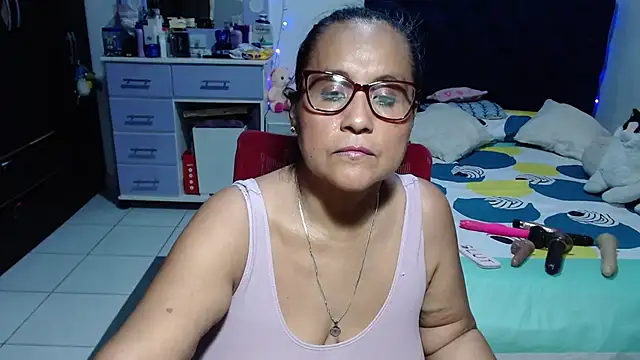 pervert_mommy_ live cam preview