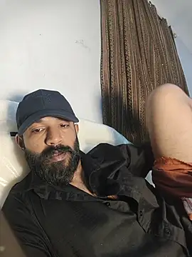 mallubeard (Ask my age) - 🍌Oil play/cum💦💦💦