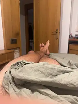 teddybearxx (Ask my age) - Fuck me with a plug