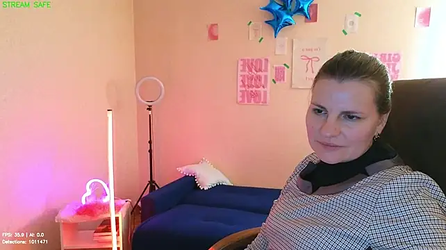 Mirabelle_Velvet