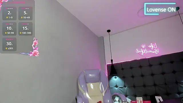 scarletcherry18