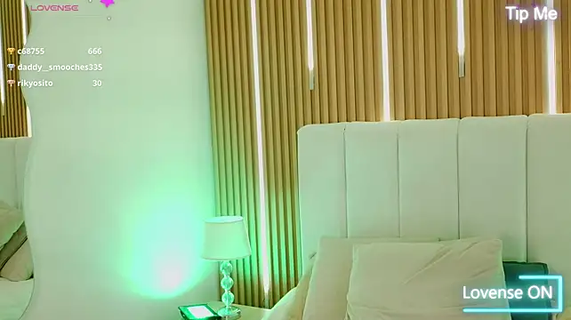 Khloe_Dangel