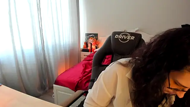 AmeliaInAmber