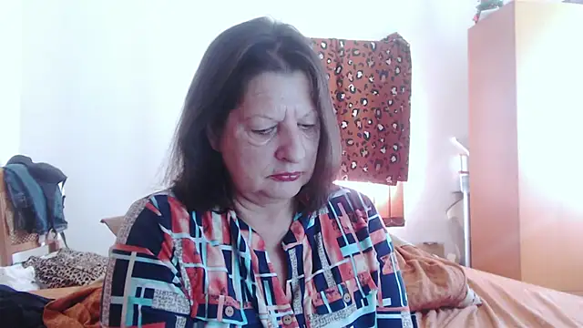ExtasyMature live cam on StripChat