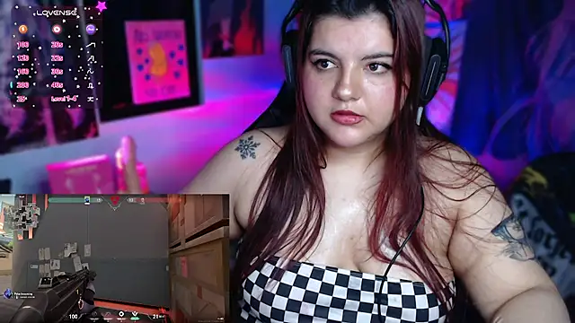 Annee23 live cam on StripChat