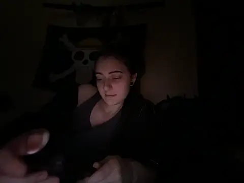 Snowbunnycake_131 webcam