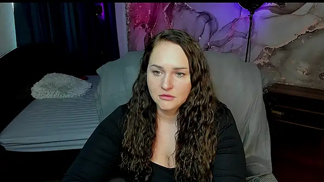 Chorna_Rouse live cam preview