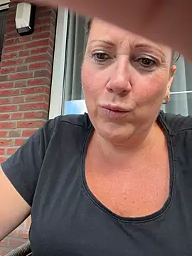 xsexycurvymilf live cam preview